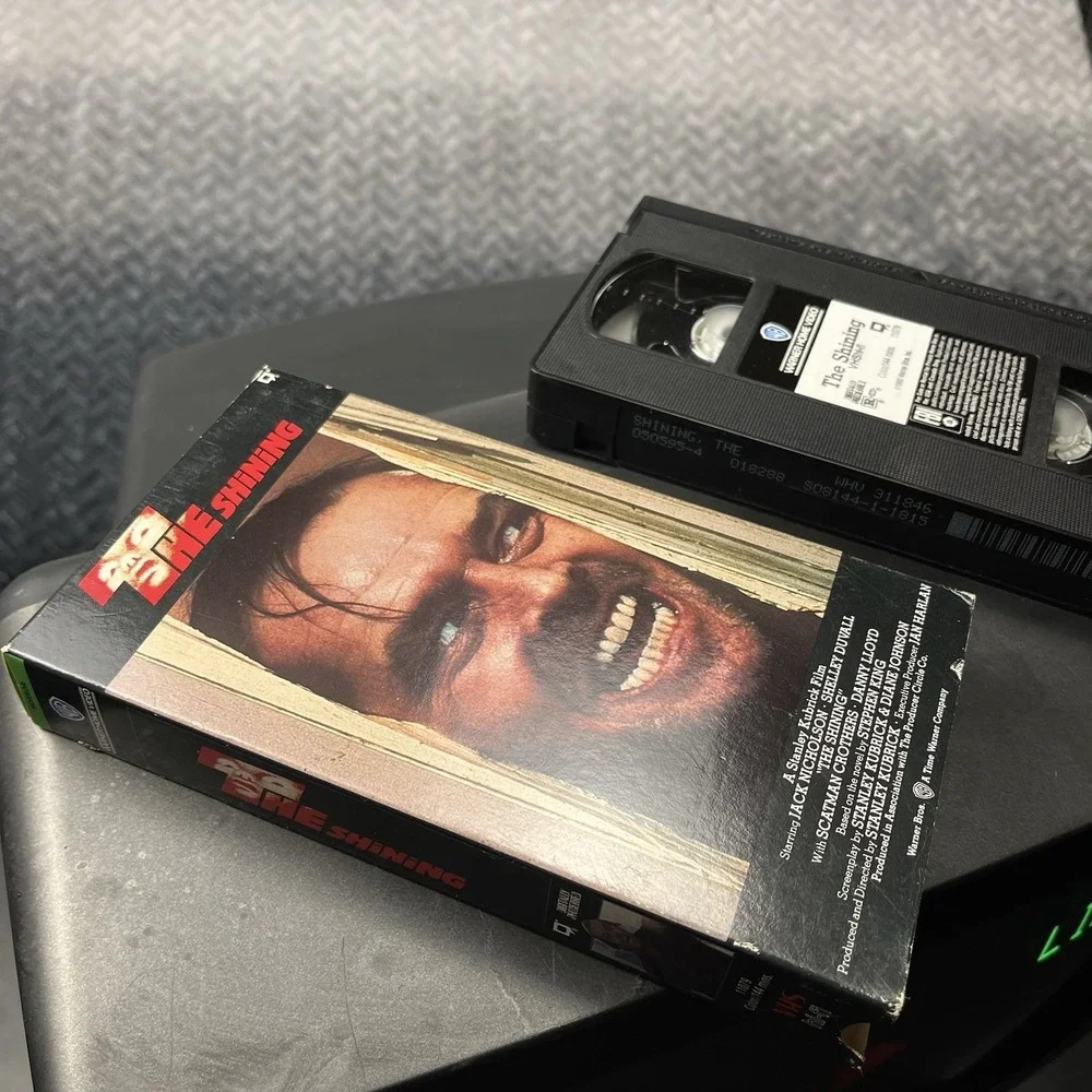 The Shining (VHS, 1990) Jack Nicholson, Stanley Kubrick 1980 Warner Video